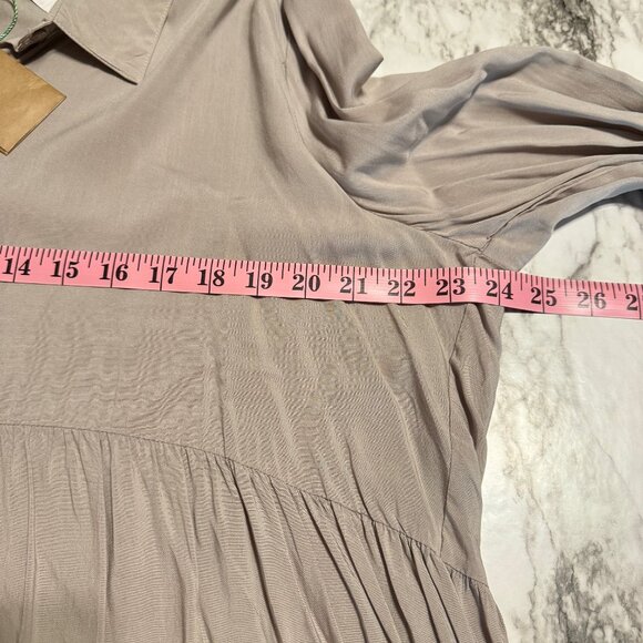 UMGEE Gray Baby Doll Style Button Down Top NWT - Picture 6 of 7